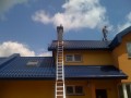 dekarz na dachu podkowa lesna 1
