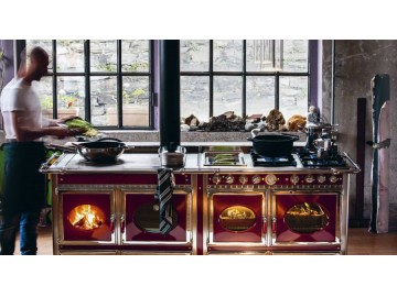 Kuchnie węglowe, na drewno, gazowe, elektryczne.