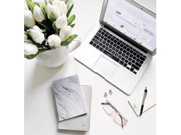 Praca Dodatkowa, W Domowym Zaciszu